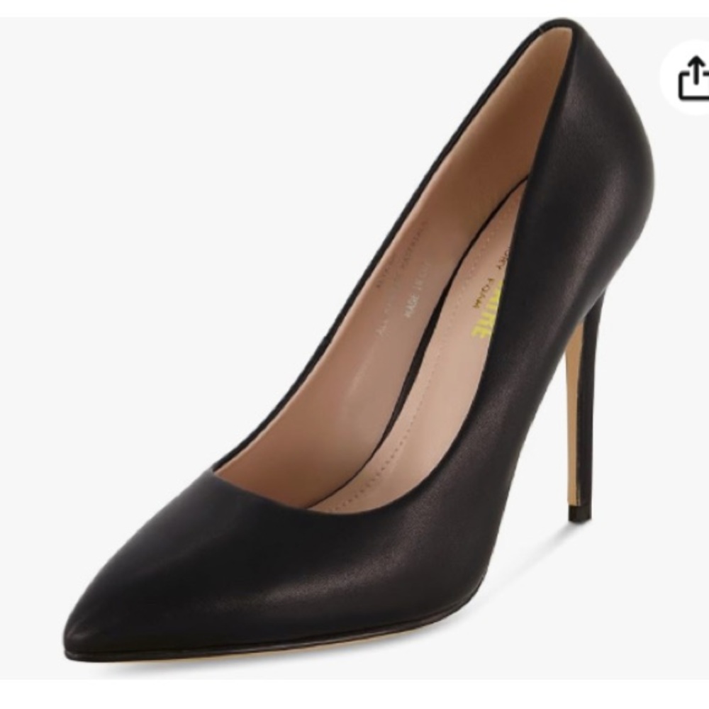 CUSHIONAIRE Alta Dress Pump with +Comfort size 7